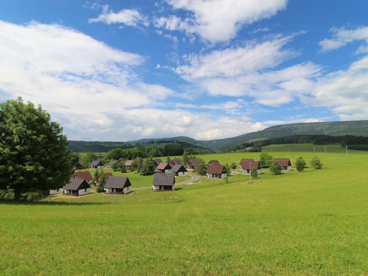 Holiday Home Holiday Hill 67 By Interhome Cista  Kültér fotó
